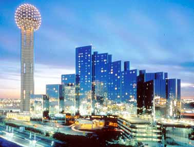 Hyatt Regency Reunion Tower Skyline